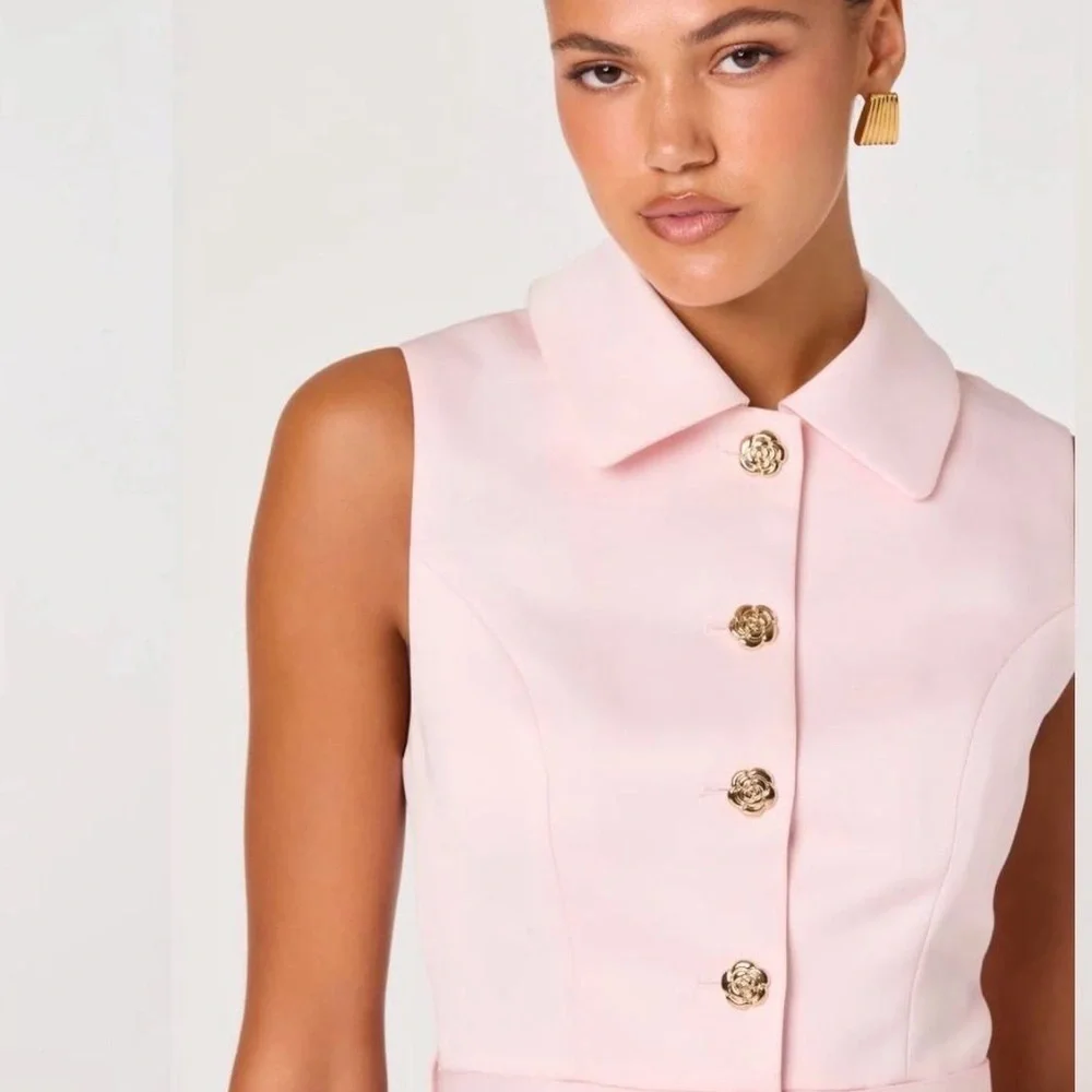 Astr Pink Sleeveless Peplum Mini Dress with Gold Buttons - Picture 3 of 4